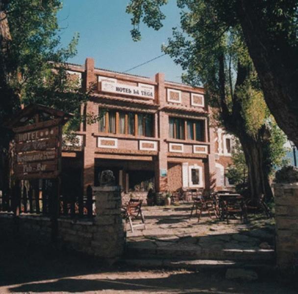 Hotel La Vega Alcalá de la Selva Kültér fotó