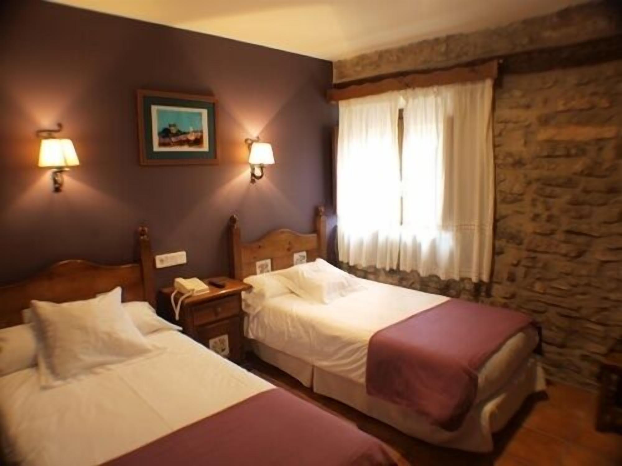 Hotel La Vega Alcalá de la Selva Kültér fotó