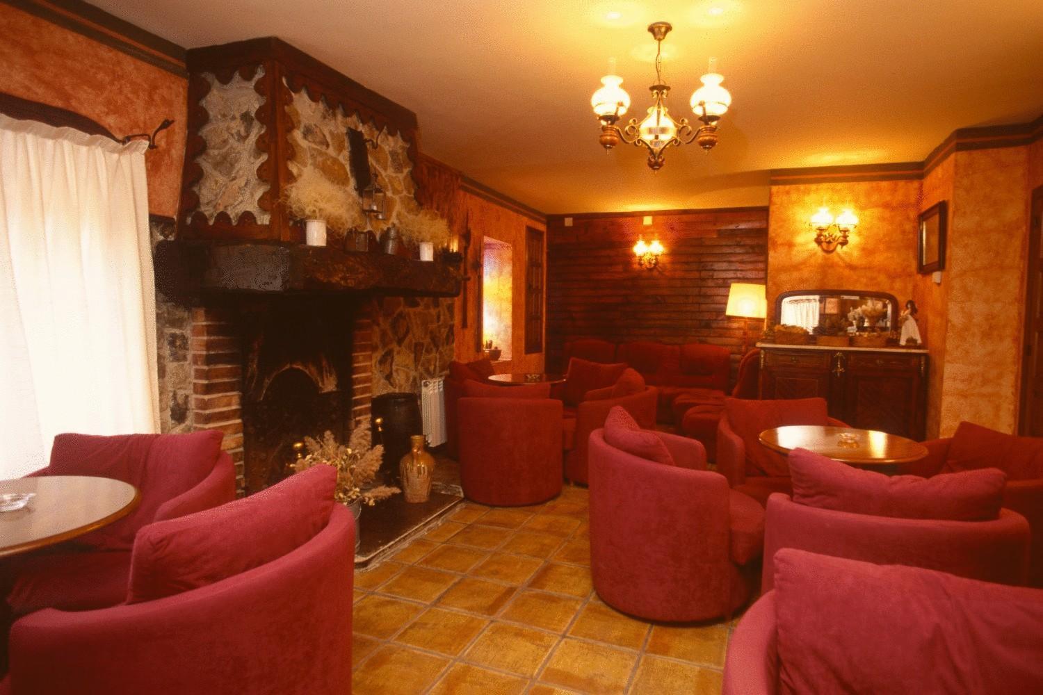 Hotel La Vega Alcalá de la Selva Kültér fotó